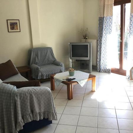 Beautiful Home By The Sea PalaiónTsiflíkion 외부 사진